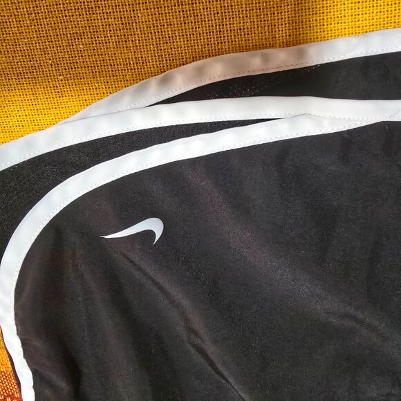 Nike Black Running/Workout Short Women's S - Built-In Underwear - White Piping - Picture 5 of 5